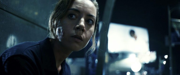 Aubrey-Plaza-in-Emily-the-Criminal-Courtesy-of-Roadside-Attractions-and-Vertical-Entertainment