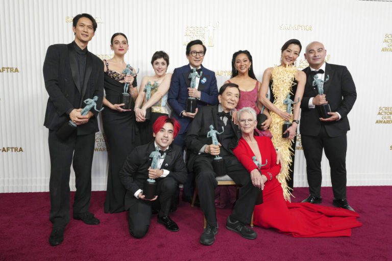 29th Annual SAG Awards - Press Room