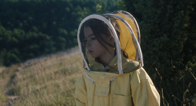 bees_still2_